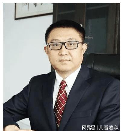 李方伟背景曝光,从平凡走向卓越的奋斗历程